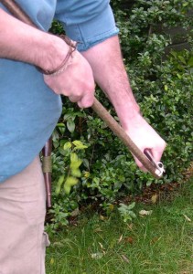 How To…. Knife Safety Tips – Bushcraft Days