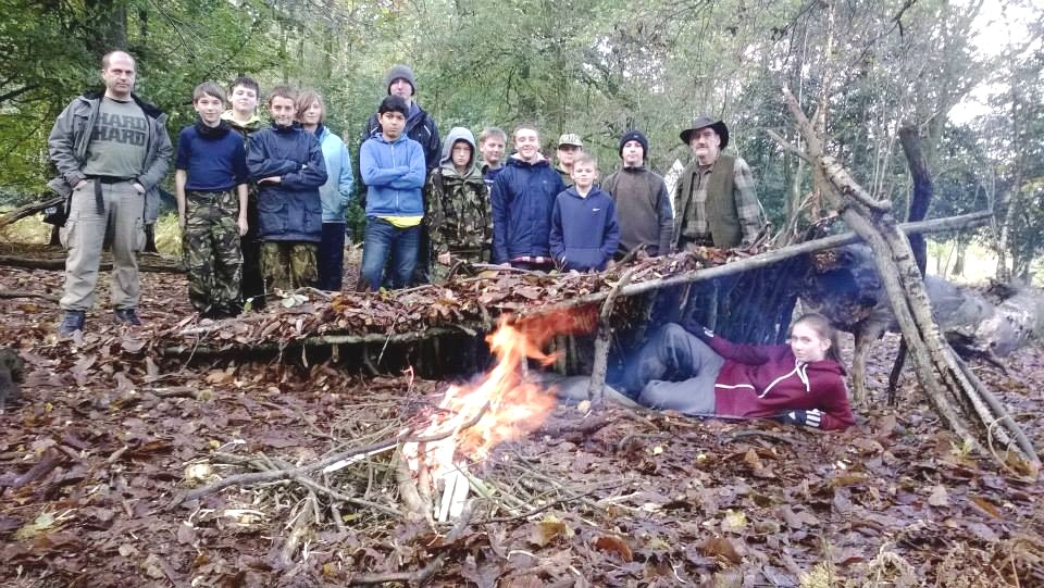 What To Pack For Several Days Bushcrafting In The Late Spring, Summer And  Early Autumn in The United Kingdom - Badger Bushcraft