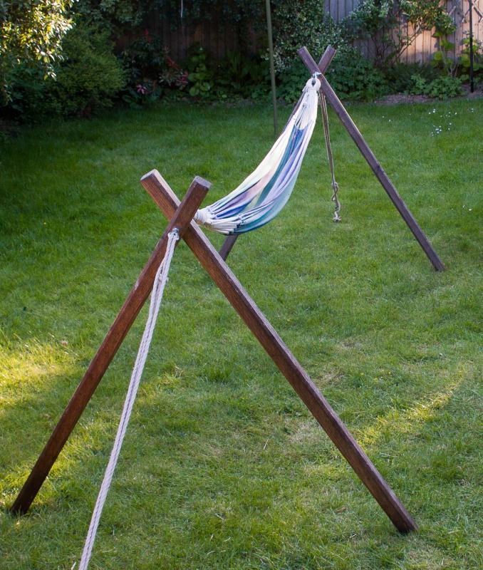 How To…. Make a Free-Standing Hammock Stand – Bushcraft Days