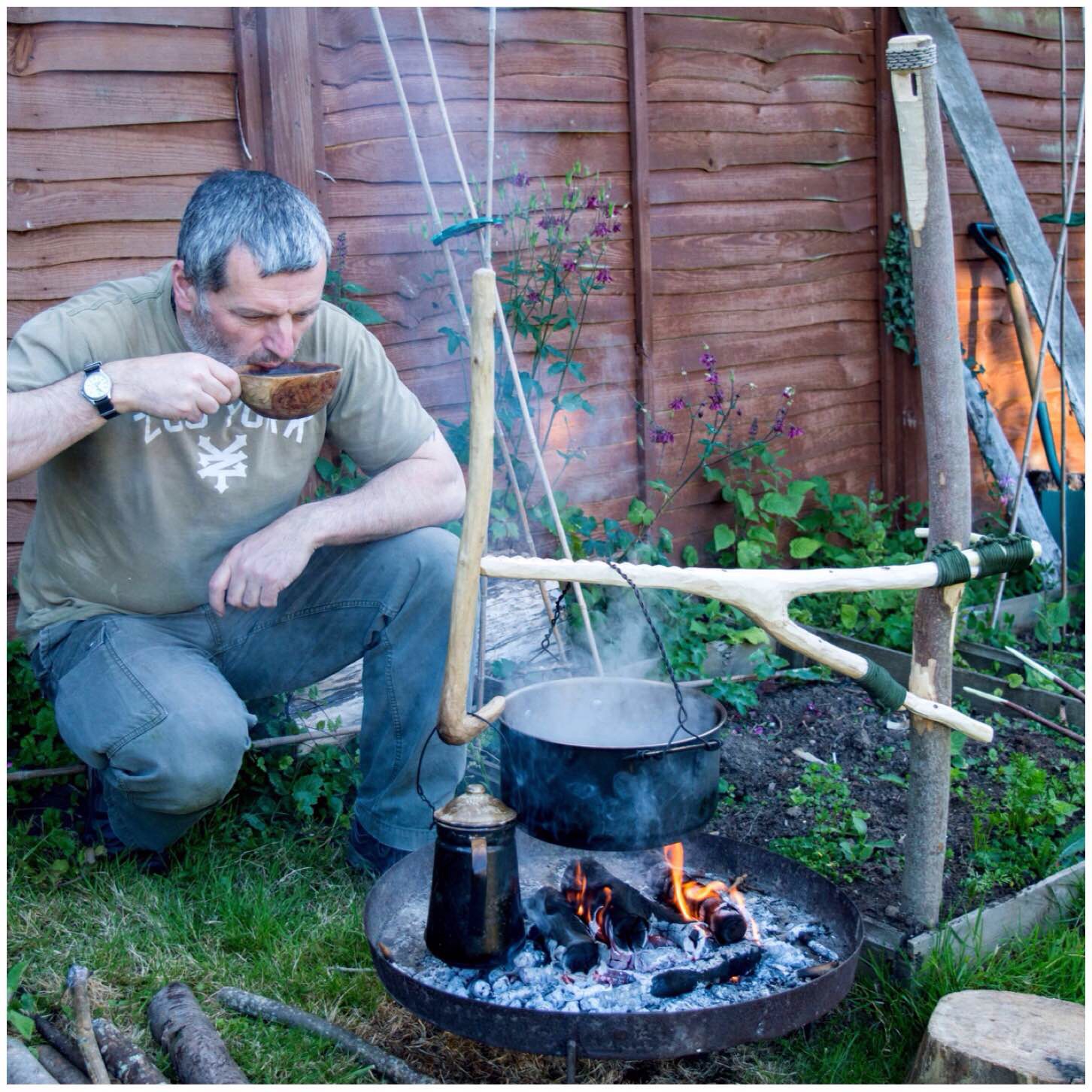 Campfire Cooking Contraptions – Bushcraft Days